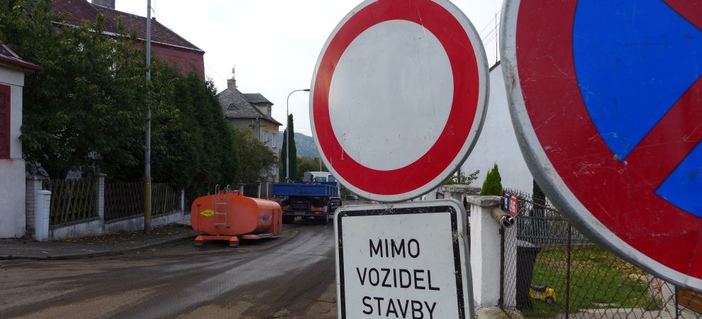 Uzavírka komunikace