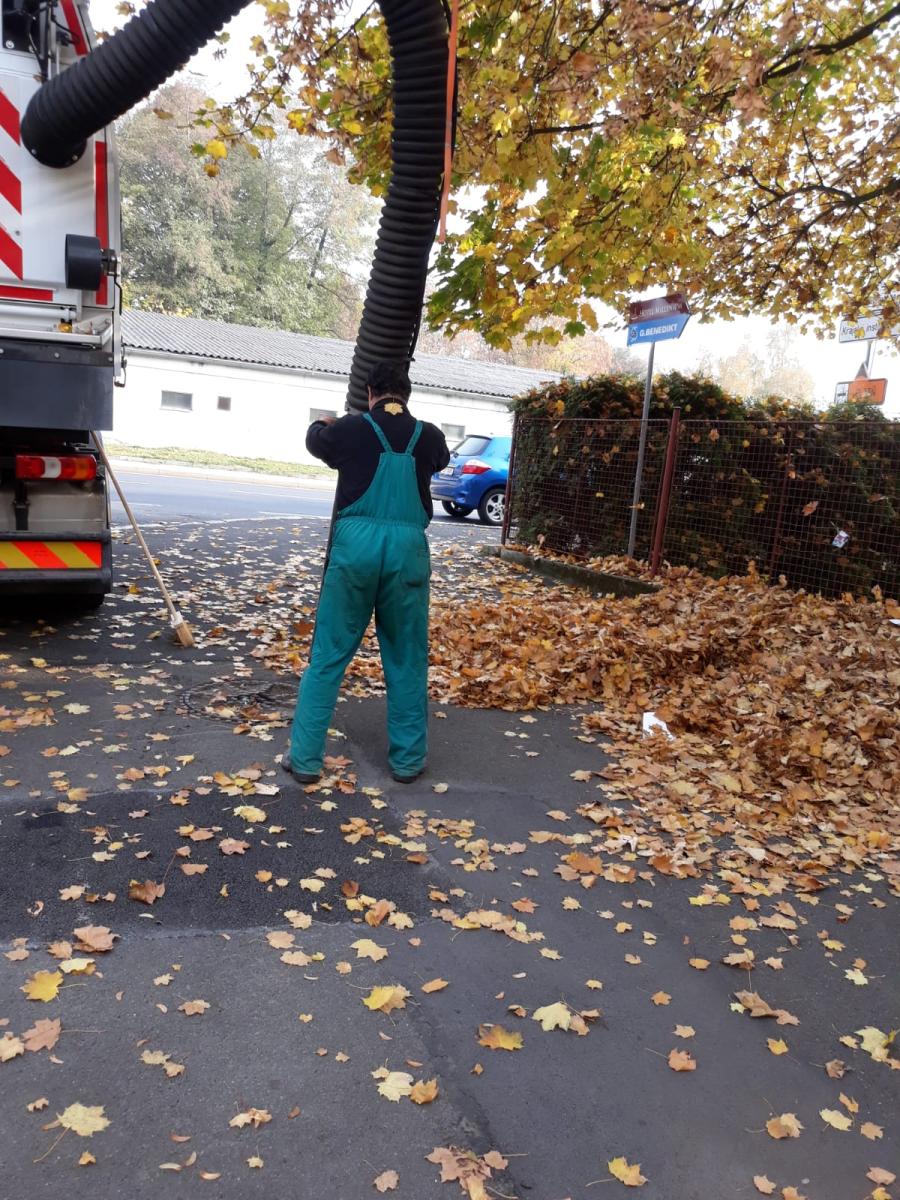 Začíná období zimní údržby komunikací