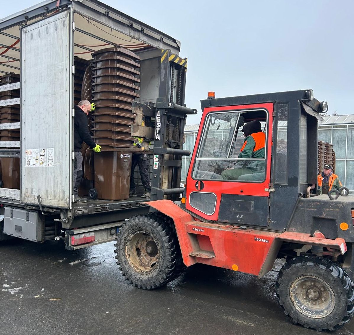 rozvoz nádob na bio