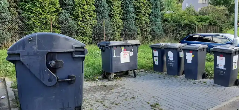 nádoby na komunální odpad