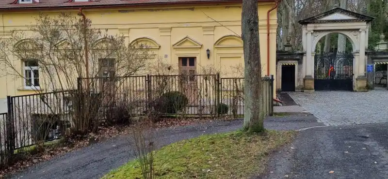 Hřbitovní správa Drahovice