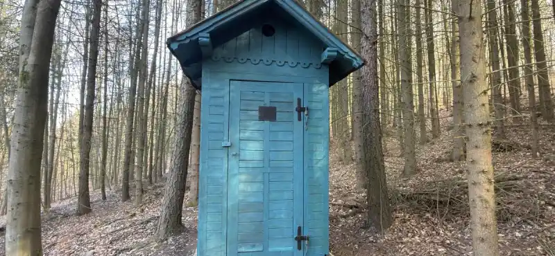 lesní toaleta