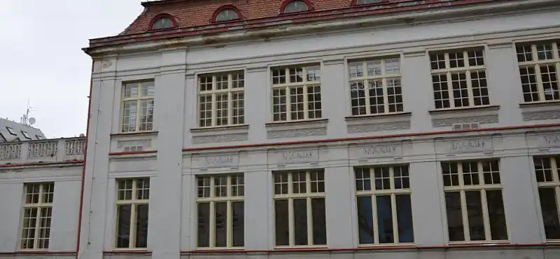 Budova Alžbětiných lázní