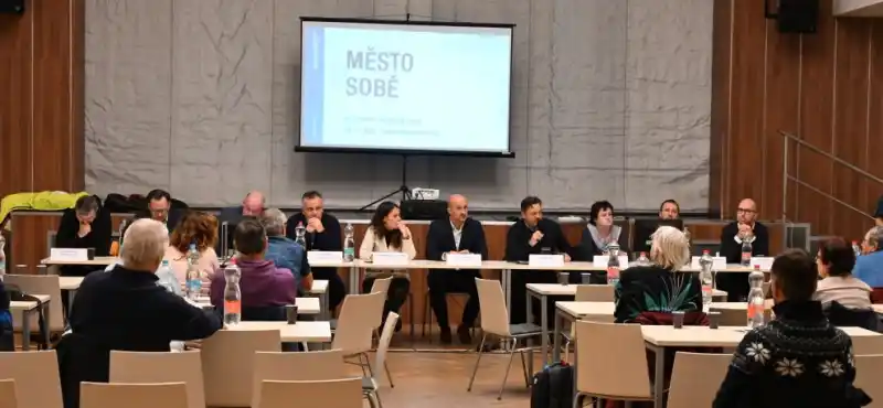 Diskusní fóra Město sobě