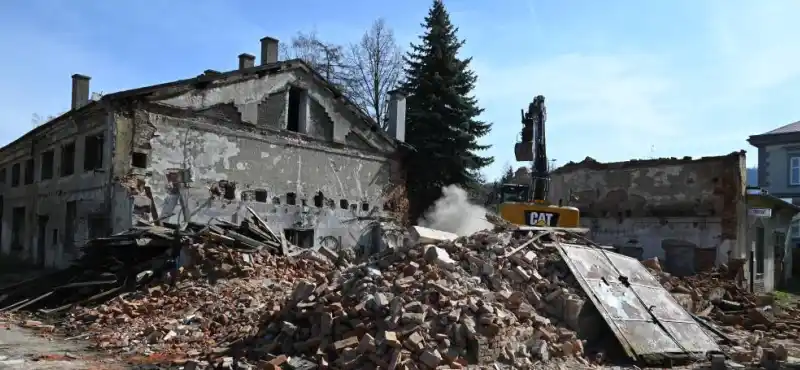 Demolice objektu ve staré vodárně