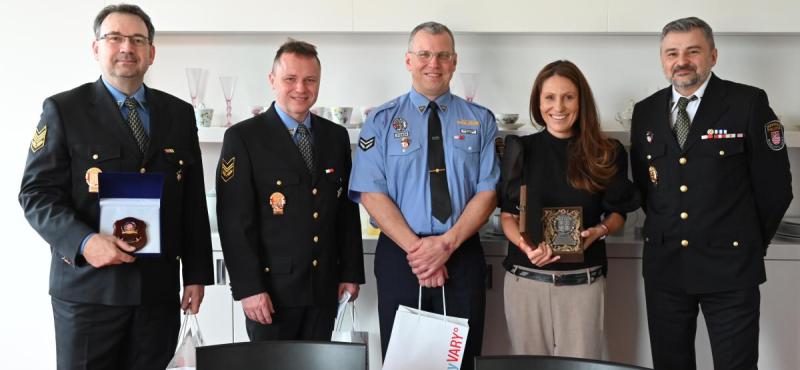 Ocenění strážníků Městské policie Karlovy Vary za 20 a 30 let služby