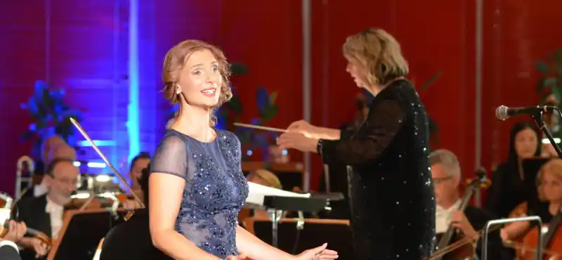 Charitativní koncert Vary hrají pro Moravu