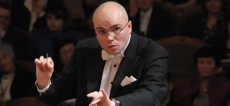Ondřej Vrabec_šéfdirigent KSO