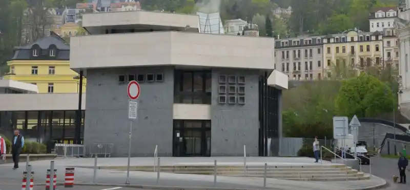 Vřídelní kolonáda