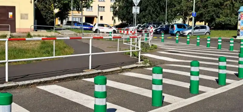 balisety u školy