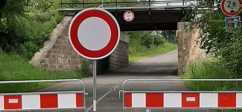 Značka dopravní omezení