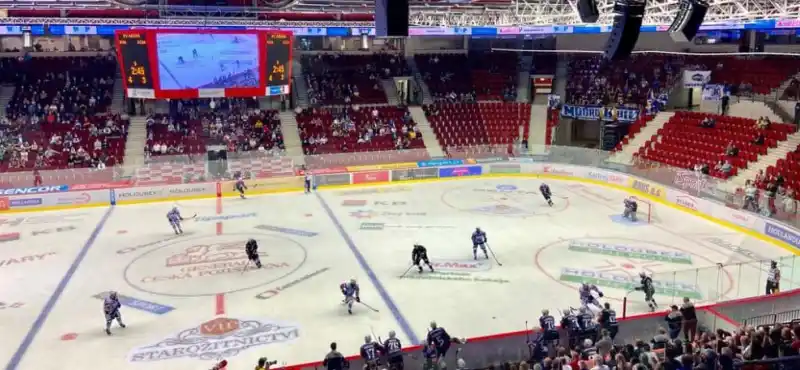 hokej v KV Areně