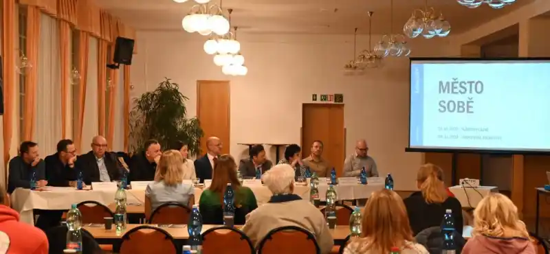 Diskusní fóra Město sobě