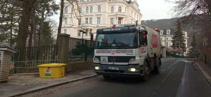metení komunikací