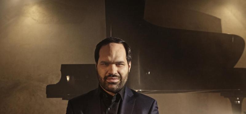 Jan Bartoš – klavír