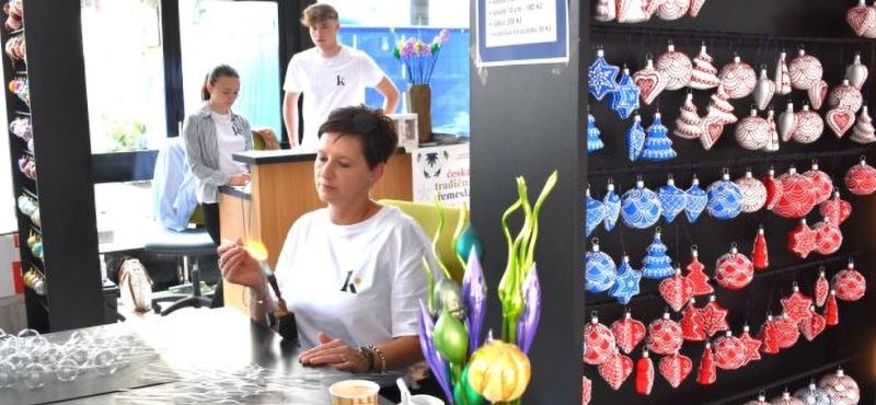 Tradiční česká řemesla na Vřídelní kolonádě