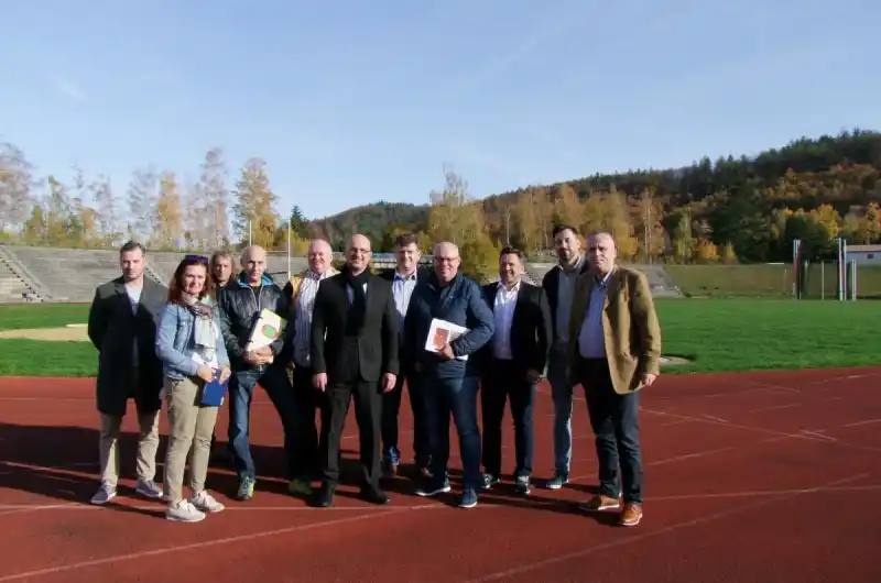 Atletický stadion_předání staveniště