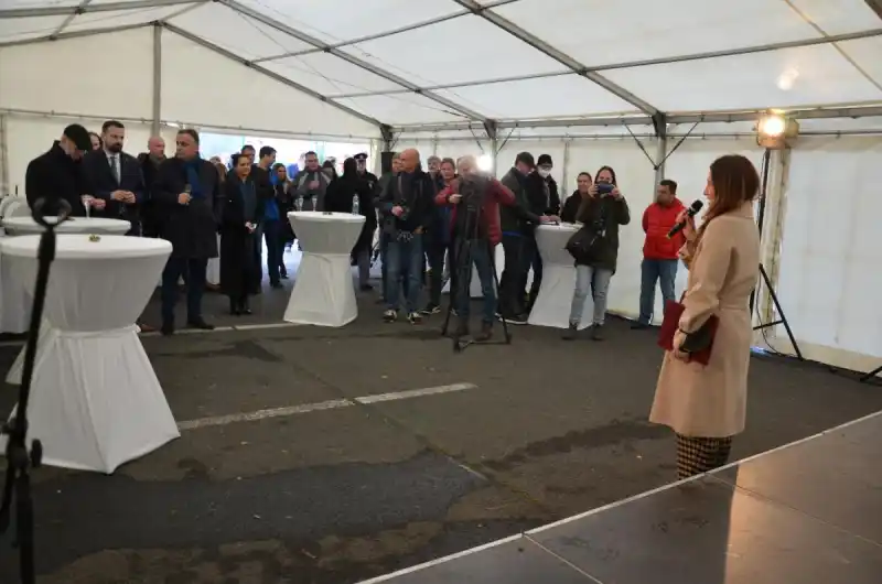 Otevření Dvorského mostu