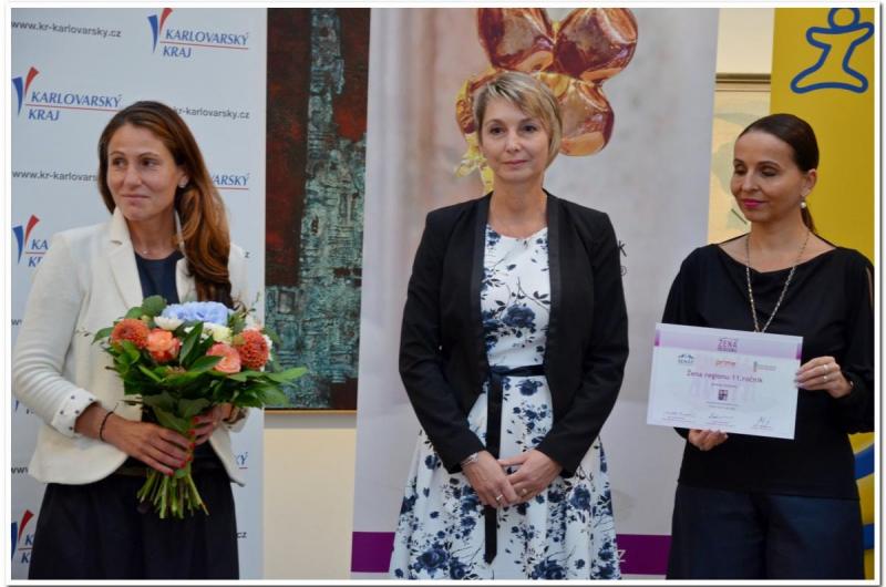 Žena regionu 2020 - Andrea Zmijová (uprostřed)