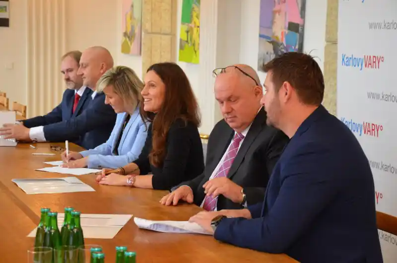 Podpis koaliční smlouvy