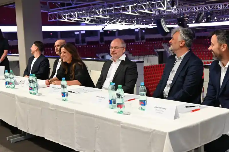 Podpis Mattoni Arena