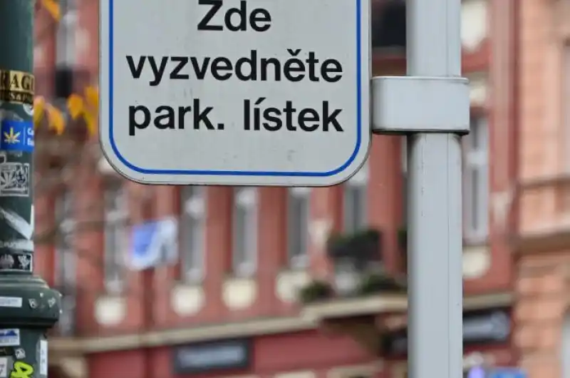 Parkovací autopmat s návodem a pokyny