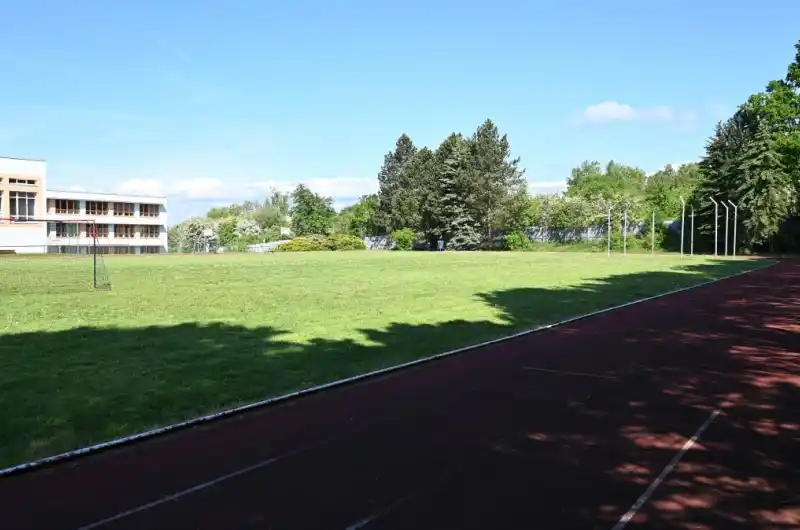 Předání staveniště hřiště ZŠ Krušnohorská
