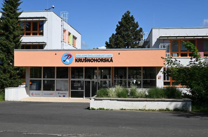 Předání staveniště hřiště ZŠ Krušnohorská
