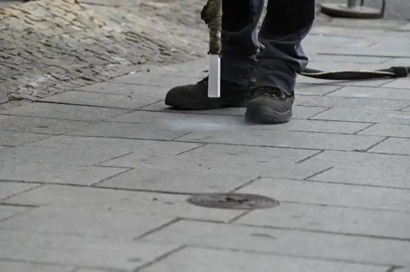 Tryskání suchým ledem