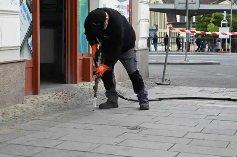 Tryskání suchým ledem