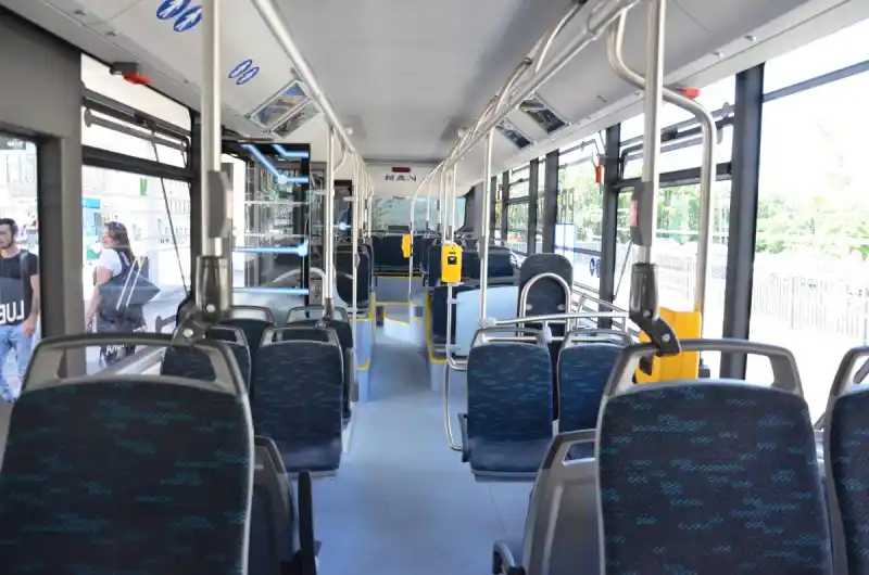 elektrobus_interiér