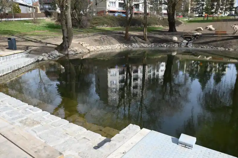 Rybníček Mozartova ulice Drahovice Karlovy Vary