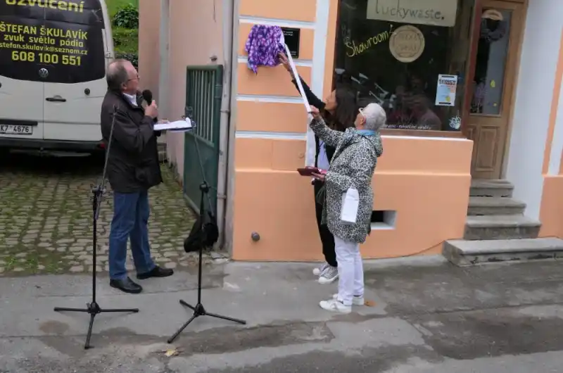 Odhalení pamětní desky Wilhelma Hagera