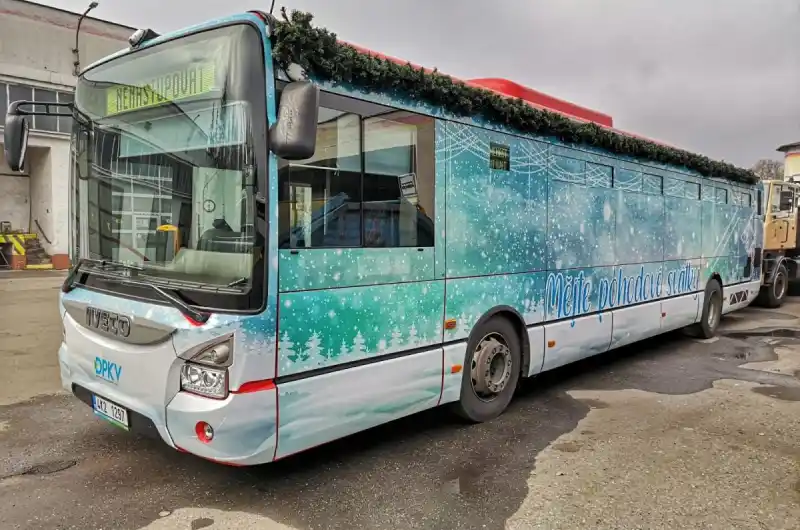 Vánoční bus den