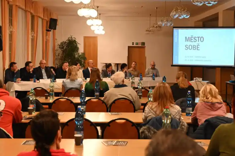 Město sobě_diskusní fórum
