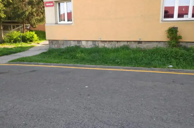 domácí značení V12c