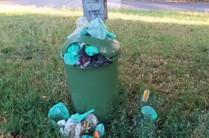 😭