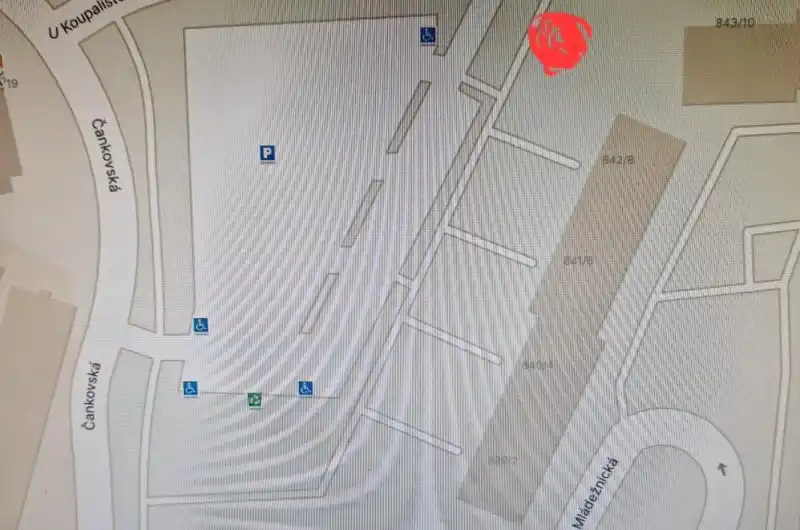 Místo pro koš 