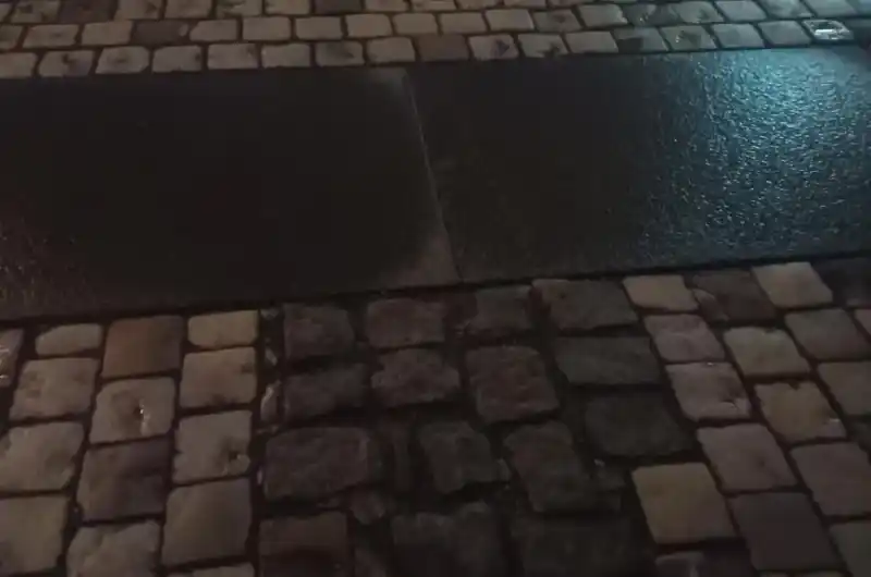 Q