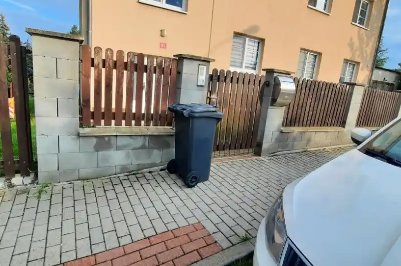 Nádoba 1