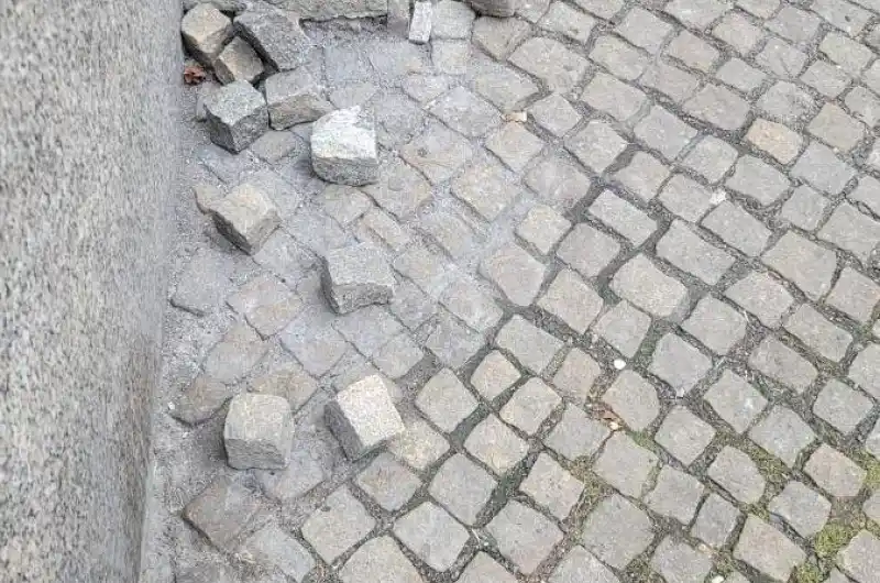 Bulharská 2 - pohled dlažba_02