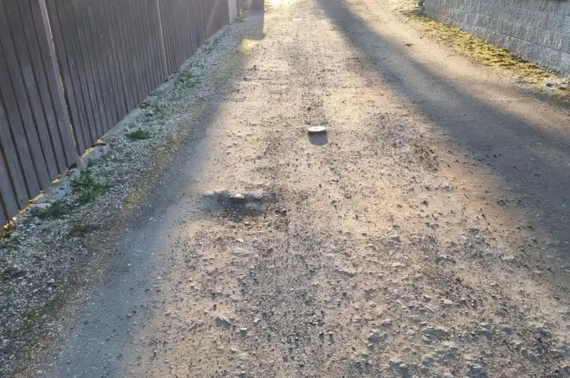 díra ve vozovce
