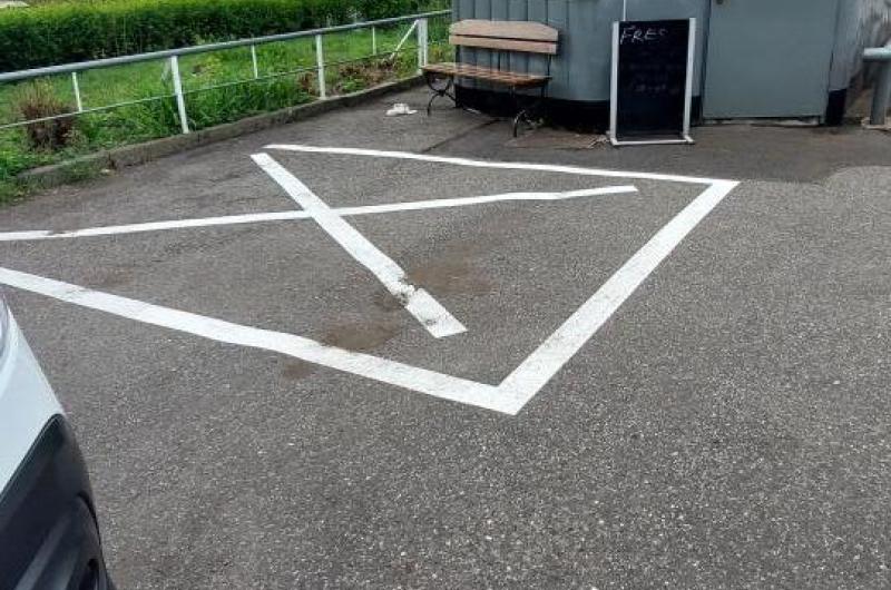 Zabrané místo cca 280cm