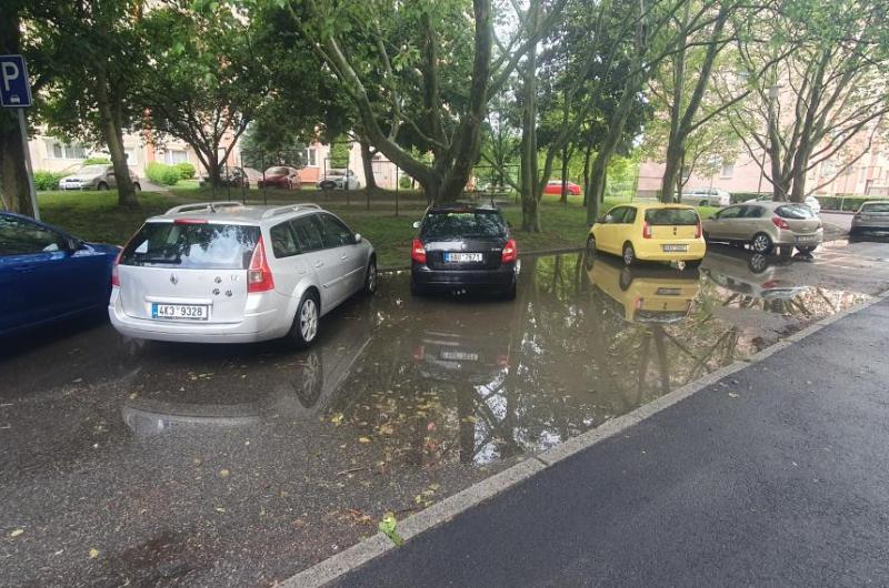 nefunkční kanalizace pohled 1