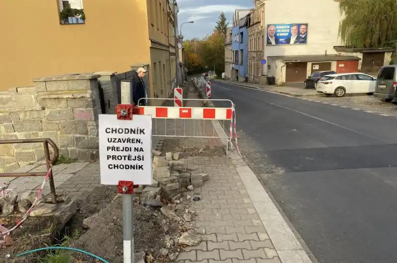 levý chodník