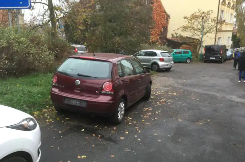 ulice K Rolavě 4, 36005