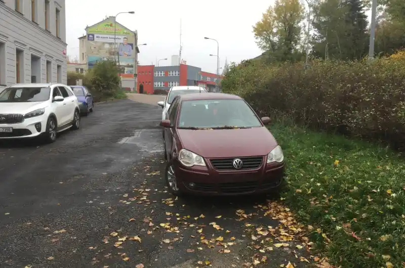 ulice K Rolavě 4, Rybáře 36005
