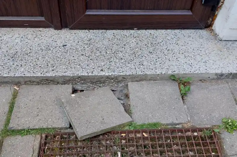 Rozpadající se kostky (NEBEZPEČNÉ)