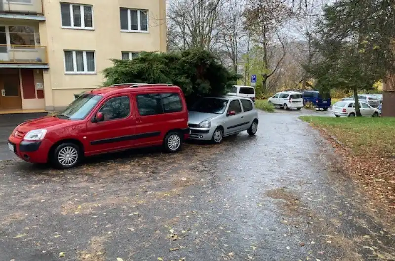 Výjezd na ulici Ostrovská