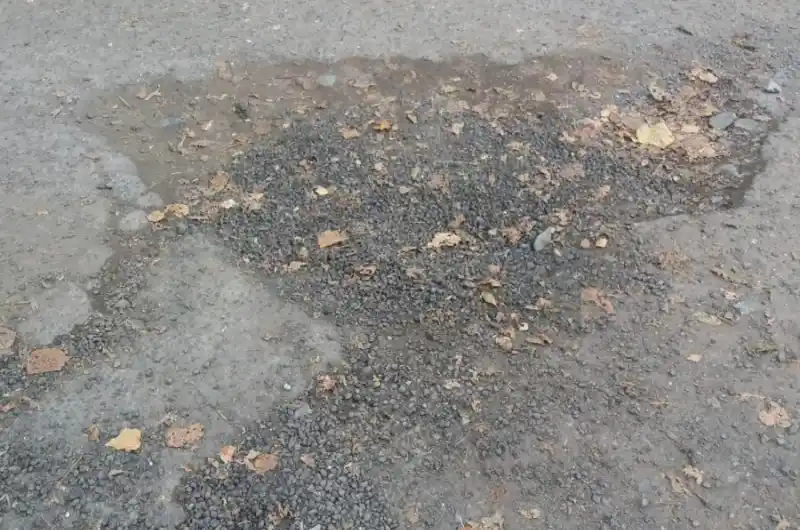 Výjezd na hlavní silnici